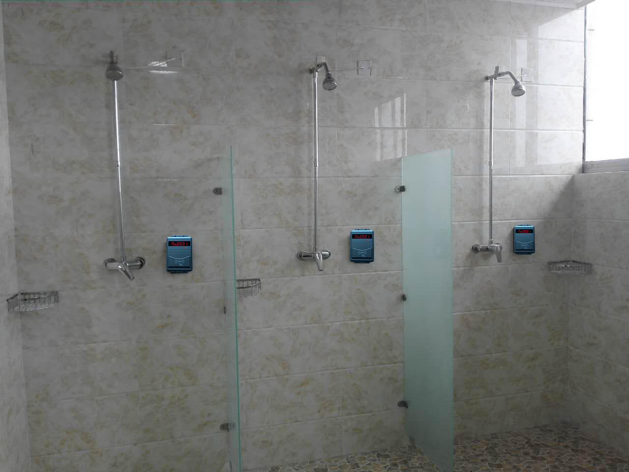 公共淋浴间控水系统IC卡浴室水控机智能卡水控机