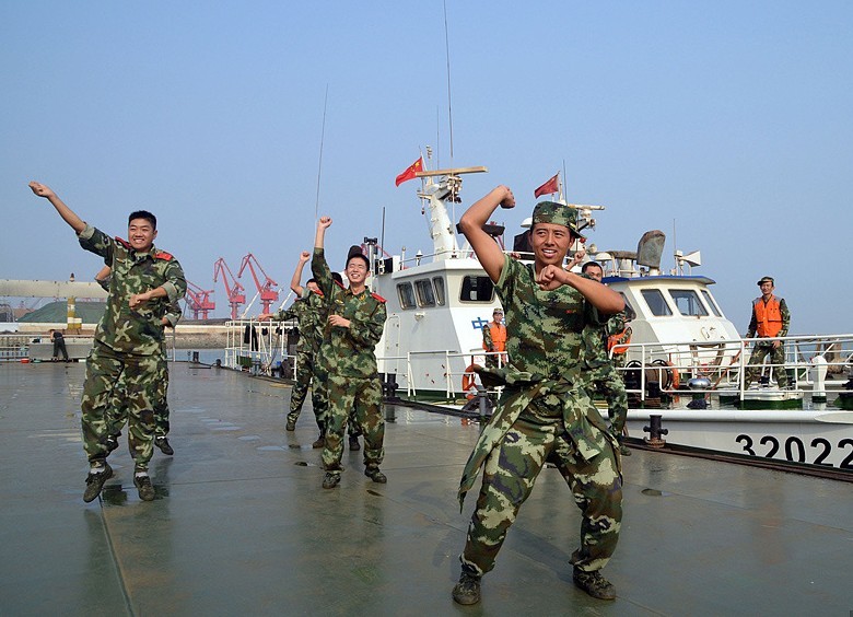 江苏海警跳舞减压