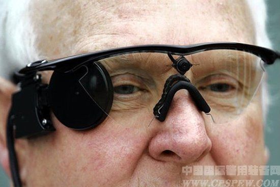 科学家研制出仿生眼装置