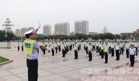 青岛胶州交警大队开展一线民警警务技能培训