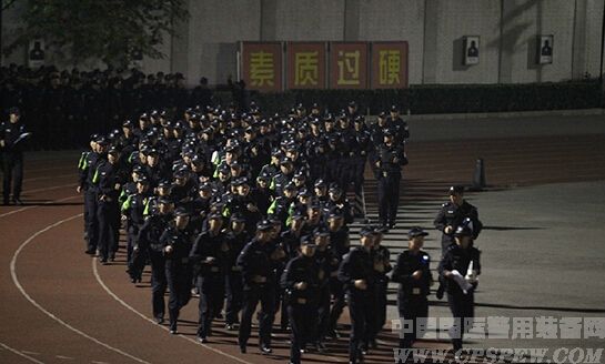 北京警方开展反恐战训拉动演练