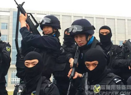 天津特警的强悍兵器